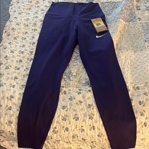 Nike DRI-FIT Women’s S Purple 3/4 Leggings